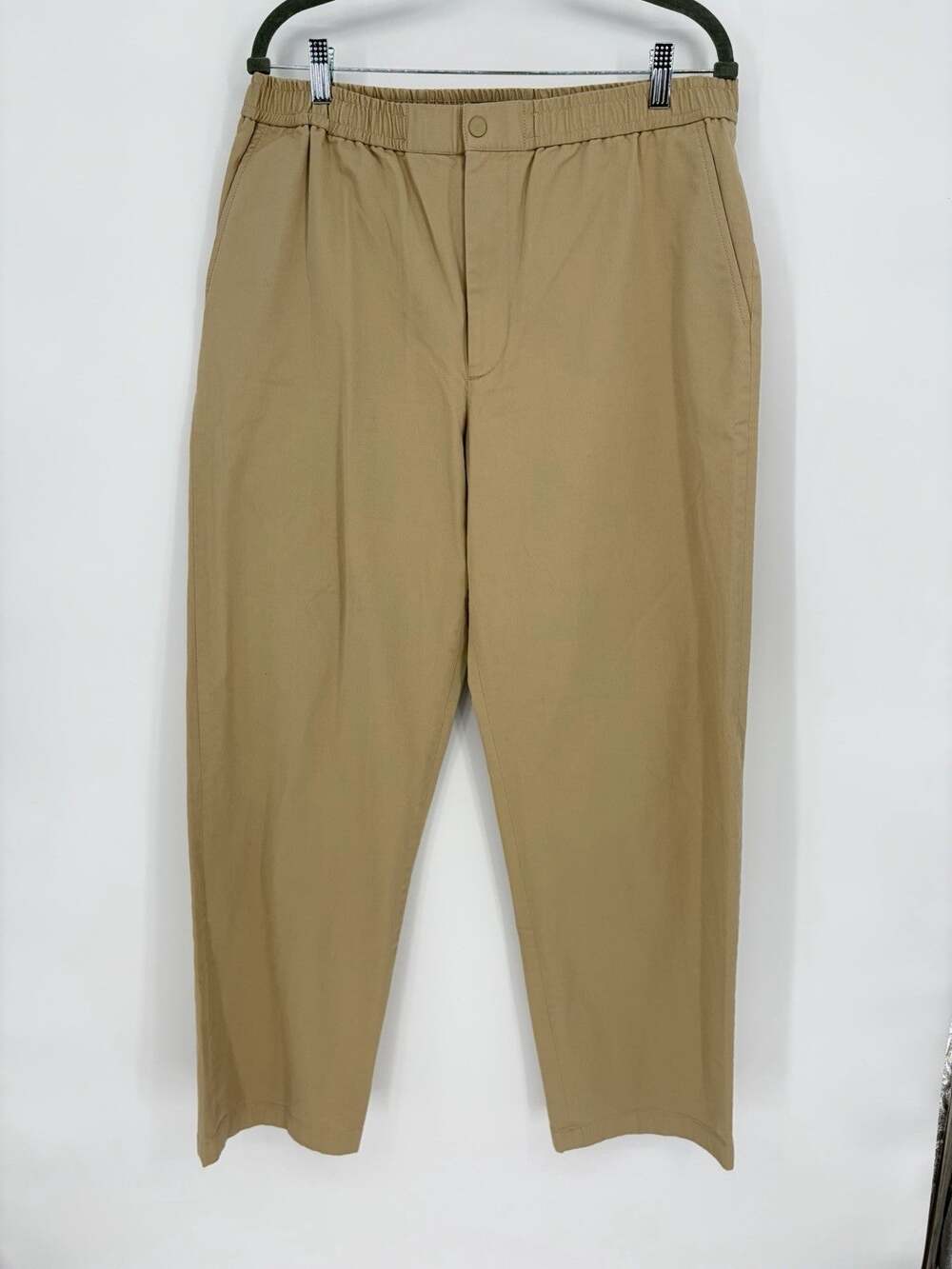 Club Monaco Men’s XL Khaki Chino Pants Elastic Back Waist Straight Leg